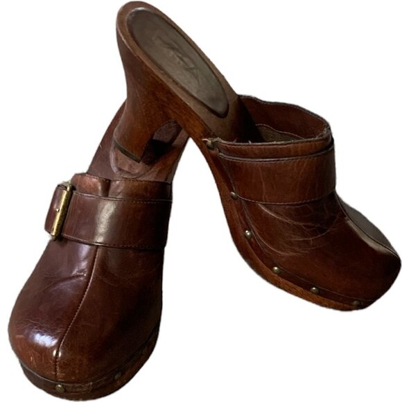 MIA Chunky Leather Studded Clog Mule Wood Heel Sz 8M 265B - Picture 2 of 8